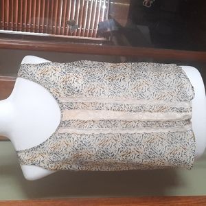 Forever 21 blouse with lacey accents size small